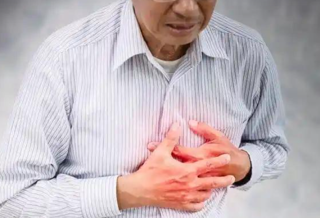 高血压的早期信号：身体出现这6种表现暗示血压已经很高了